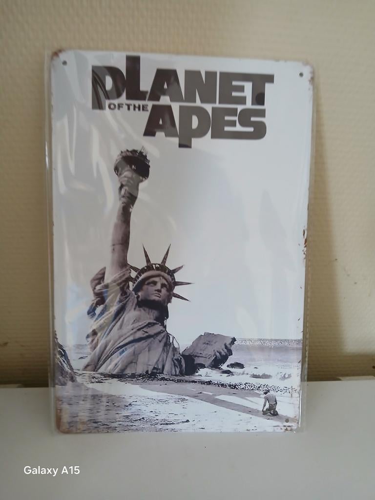 Planet of the apes. 20 op 30 xm, Ophalen of Verzenden, Nieuw, Film, Foto of Kaart