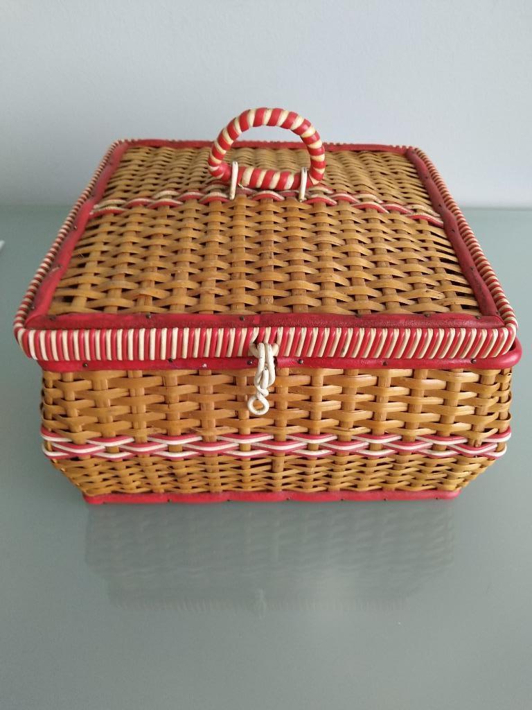 vintage rotan naaidoos, Antiek en Kunst, Ophalen of Verzenden