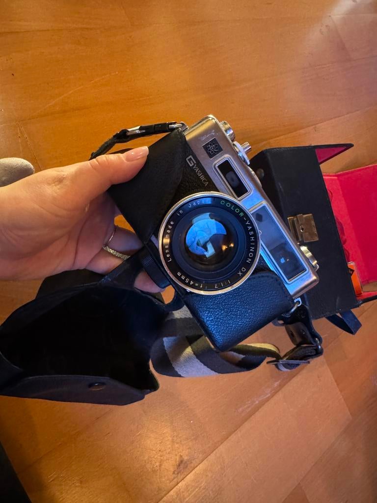 Yashica electro 35 GS fototoestel, Enlèvement, Comme neuf