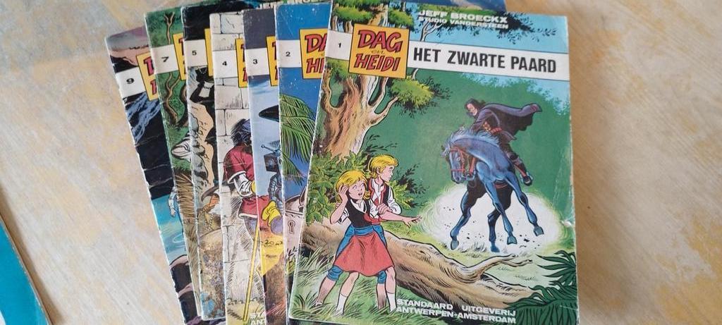 7 strips van Dag en Heidi, Boeken, Ophalen of Verzenden, Gelezen