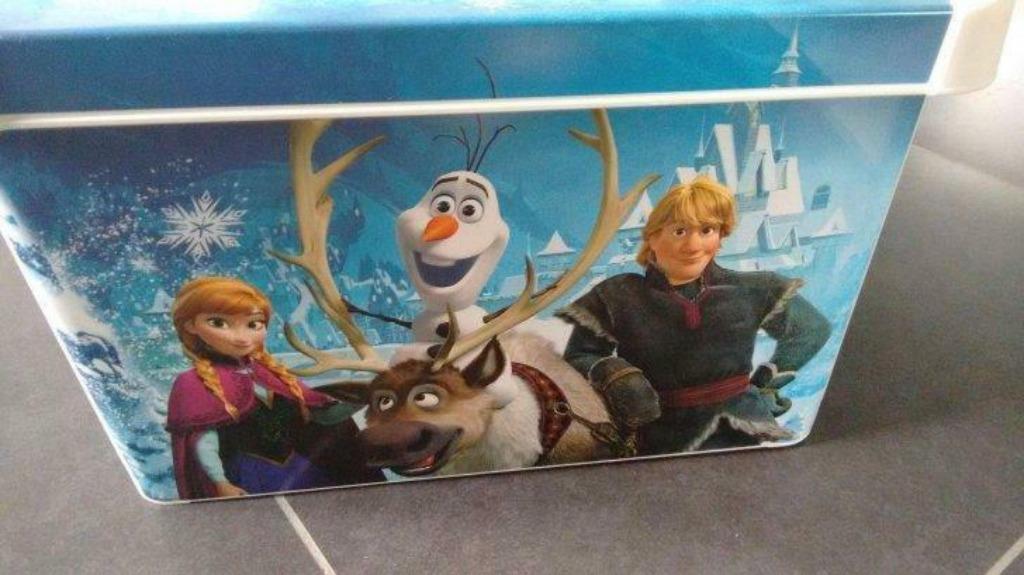 Disney Frozen opbergdoos, kleurplaat - tekenset en puzzel, Enlèvement ou Envoi, Neuf