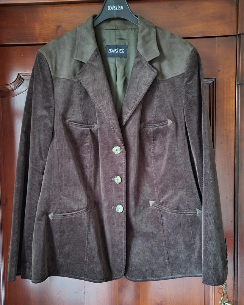 Basler groene ,fluweel met suede blazer 44., Kleding | Dames, Ophalen of Verzenden, Zo goed als nieuw, Maat 42/44 (L)