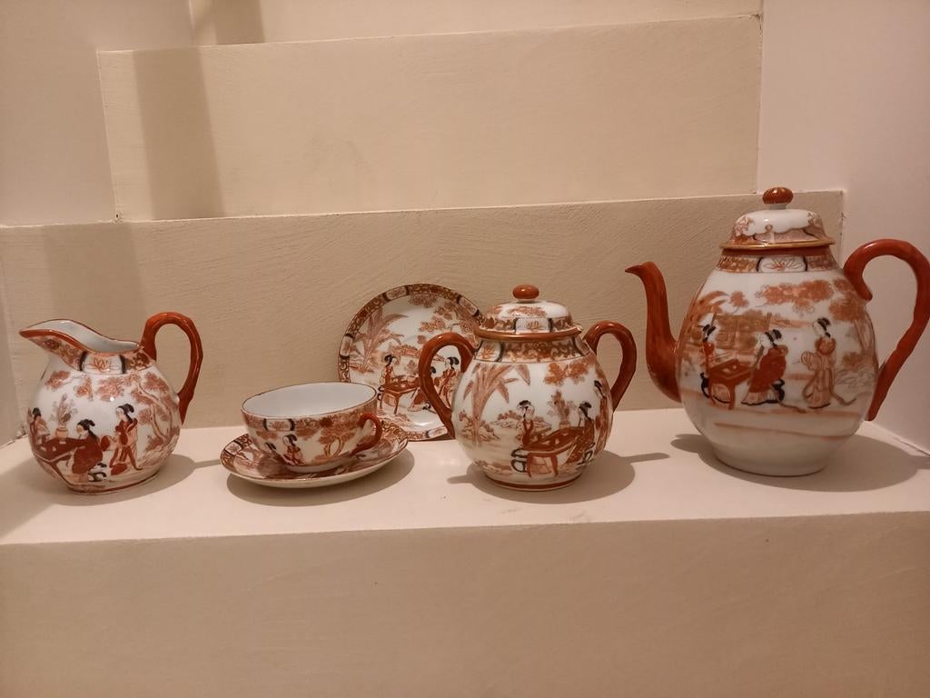 Theeservies in Japans porselein., Antiek en Kunst, Antiek | Servies compleet, Ophalen