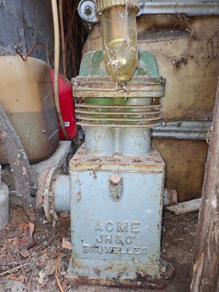 Ancien Compresseur / Pompe à Piston ACME, Collections, Enlèvement