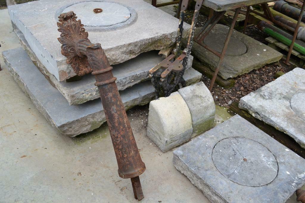 unieke grote gietijzeren schampijzer, chasse roue, Ophalen, Gebruikt