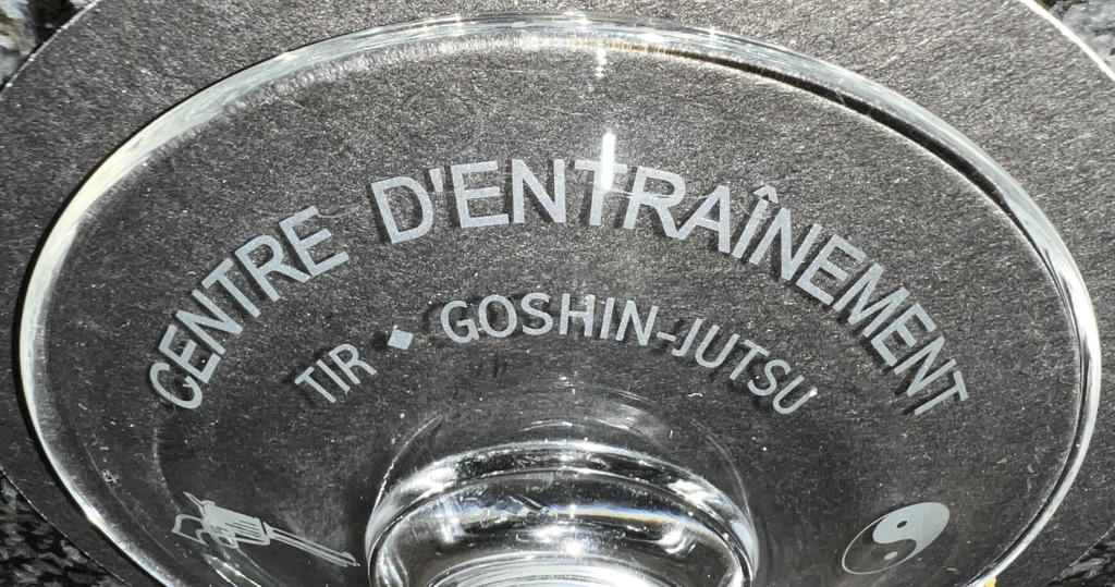 Duvel - Centre d'entrainement Athur Nazé - zeldzaam glas, Verzamelen, Biermerken, Ophalen of Verzenden, Gebruikt, Glas of Glazen