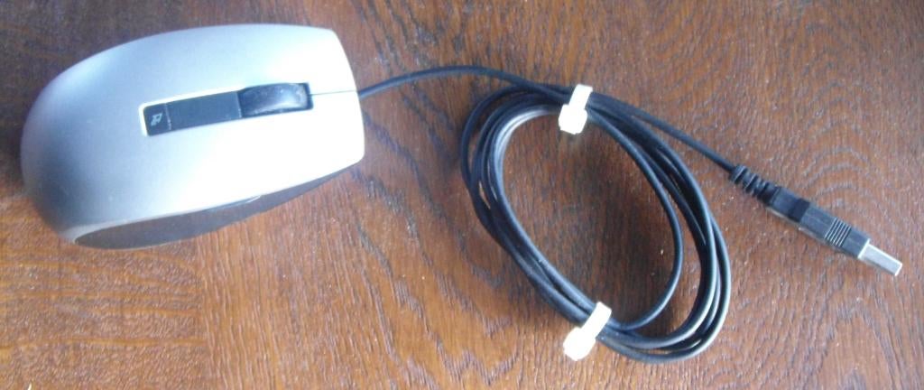 Souris laser USB Dell MOCZUL 1600dpi, argent, reconditionnée, Ophalen, Muis, Zo goed als nieuw, Dell