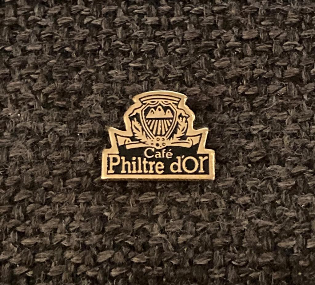 PIN - CAFÉ PHILTRE D'OR - KOFFIE - COFFEE, Verzenden, Gebruikt, Merk, Speldje of Pin