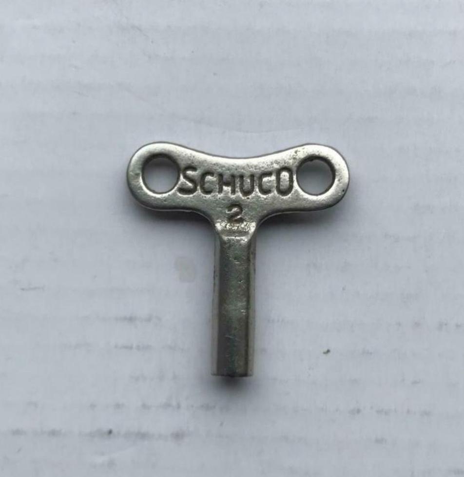Schuco sleutel nr. 2 ook 1 en 3 en andere merksleutels, Verzamelen, Verzenden, Zo goed als nieuw