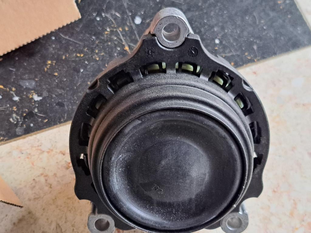Silen bloc moteur bmw x3. F25 diesel neuf, Autos : Pièces & Accessoires, Enlèvement ou Envoi, Neuf, BMW