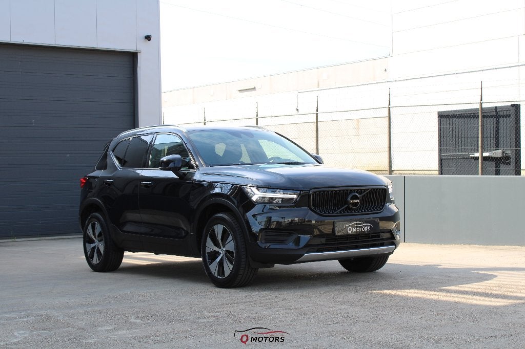 Volvo XC40 T2 Geartronic-LED-CAMERA-CRUISE-CARPLAY-GARANTIE, Auto's, Stof, Zwart, 5 zetels, 5 deurs