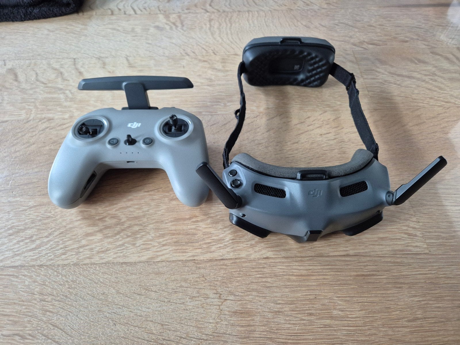 DJI bril Integra + DJI FPV RC 2, Ophalen of Verzenden