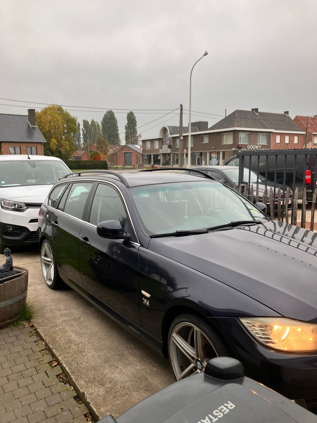 Bmw E91 318d, Autos, Noir, 5 portes, Particulier, Bleu