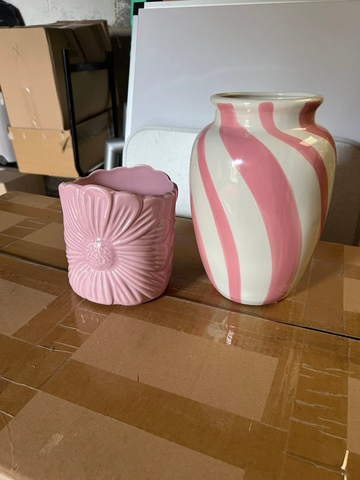 2 decoratieve vazen roze, Enlèvement, Comme neuf, Rose