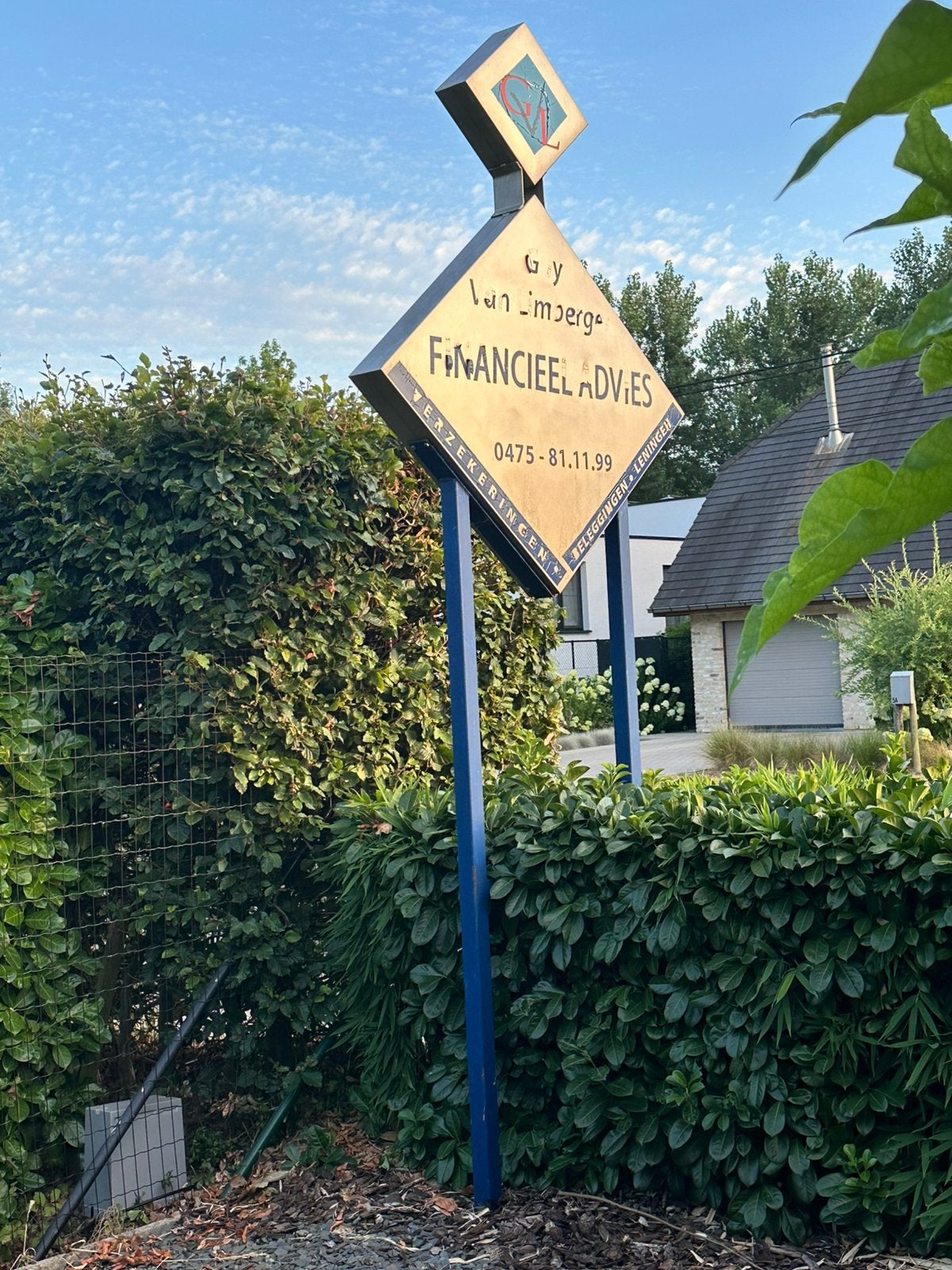 RECLAMEBORD, Zakelijke goederen, Ophalen