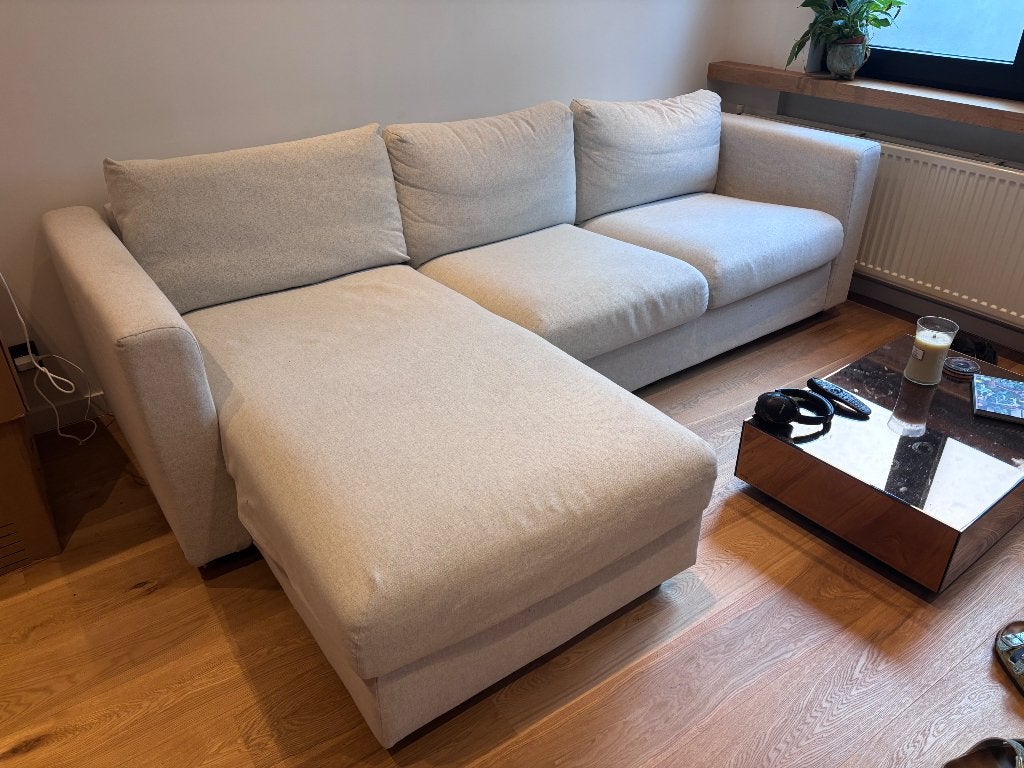 Chaise de couleur claire avec chaise longue, 250 à 300 cm, Enlèvement, Utilisé, Modern