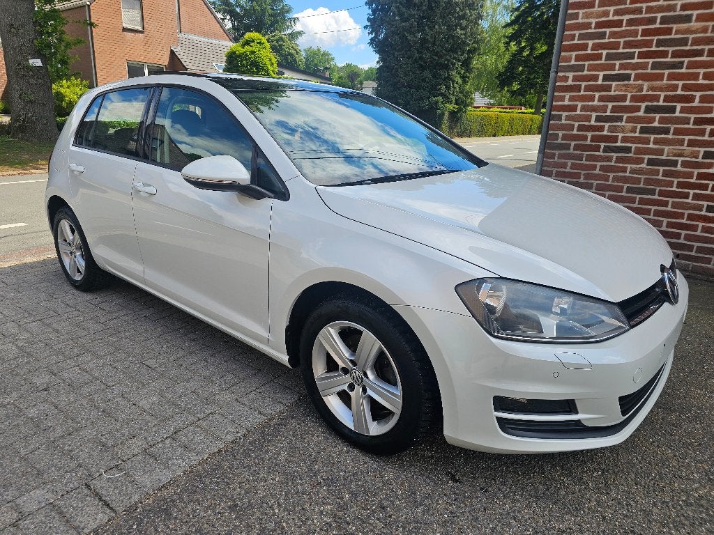 VW Golf 7 1.2 Benzine 105pk/Automaat(Bouw2013/155.Tkm)Top St, Auto's, Volkswagen, Euro 5, Stof, 4 cilinders, Wit