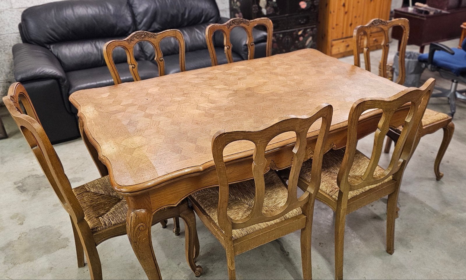Uitschuifbare tafel + 6 stoelen, Ophalen
