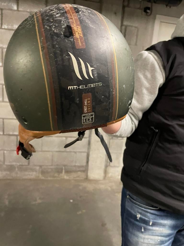 MT-helmets, Enlèvement ou Envoi, Utilisé, Small