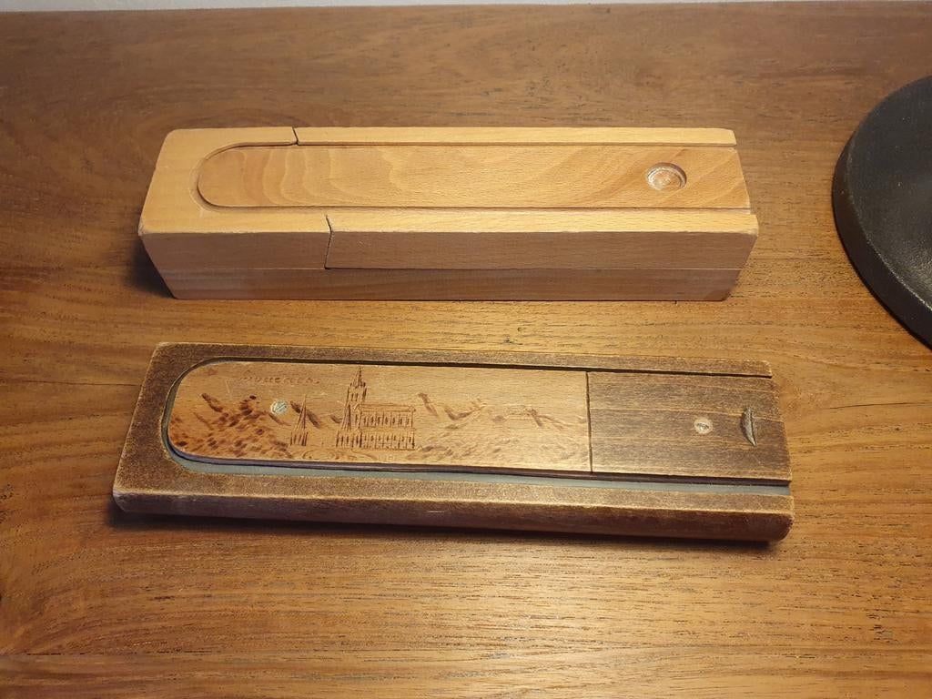 Anciens plumiers en bois (5€/p), Enlèvement