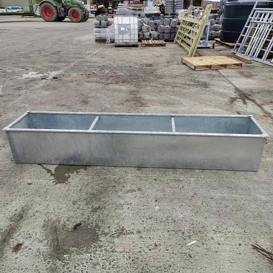 GEZOCHT: grote metalen trog zoals afbeeldingen, Tuin en Terras, Bloembakken en Plantenbakken, Ophalen