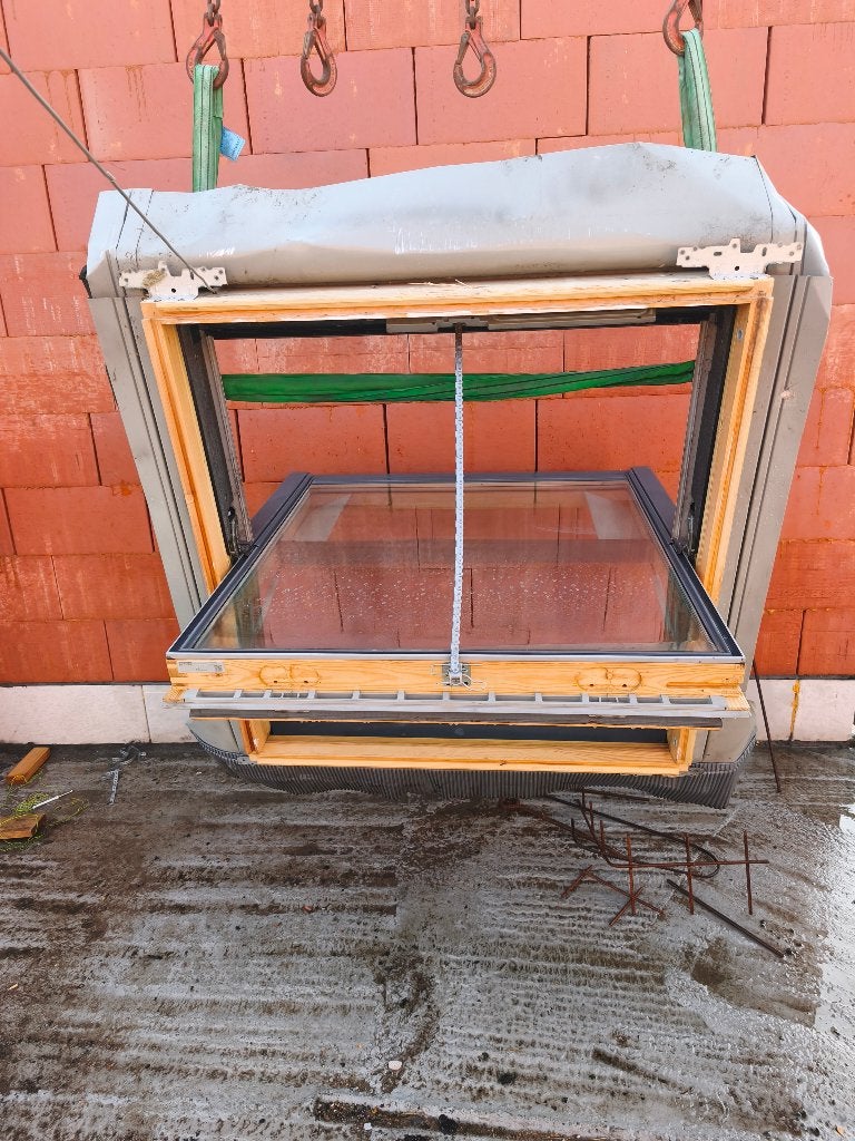 Rookluik Velux elektrisch GGL SK06, Gebruikt, 80 tot 120 cm, 80 tot 120 cm, Ophalen of Verzenden