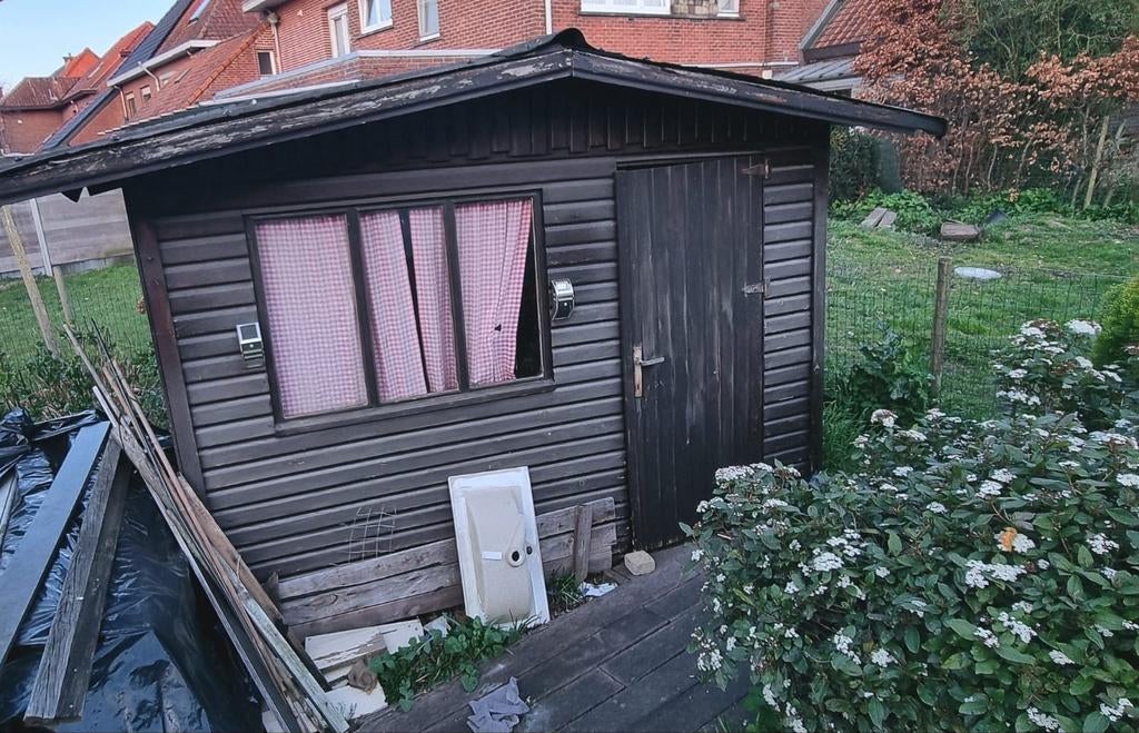 DRINGEND WEG! HOUTEN TUINHUIS (eventueel brandhout), Ophalen, Gebruikt, Tuinhuis, 1 raam