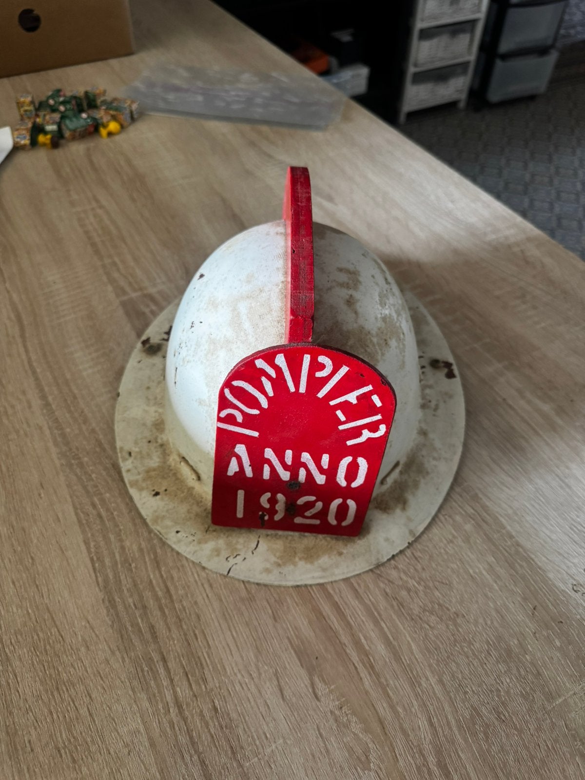 Replique casque de pompier 1920, Enlèvement ou Envoi