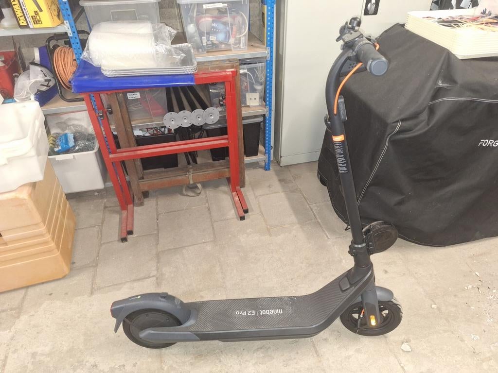 Trotinette Ninebote neuve, Ophalen