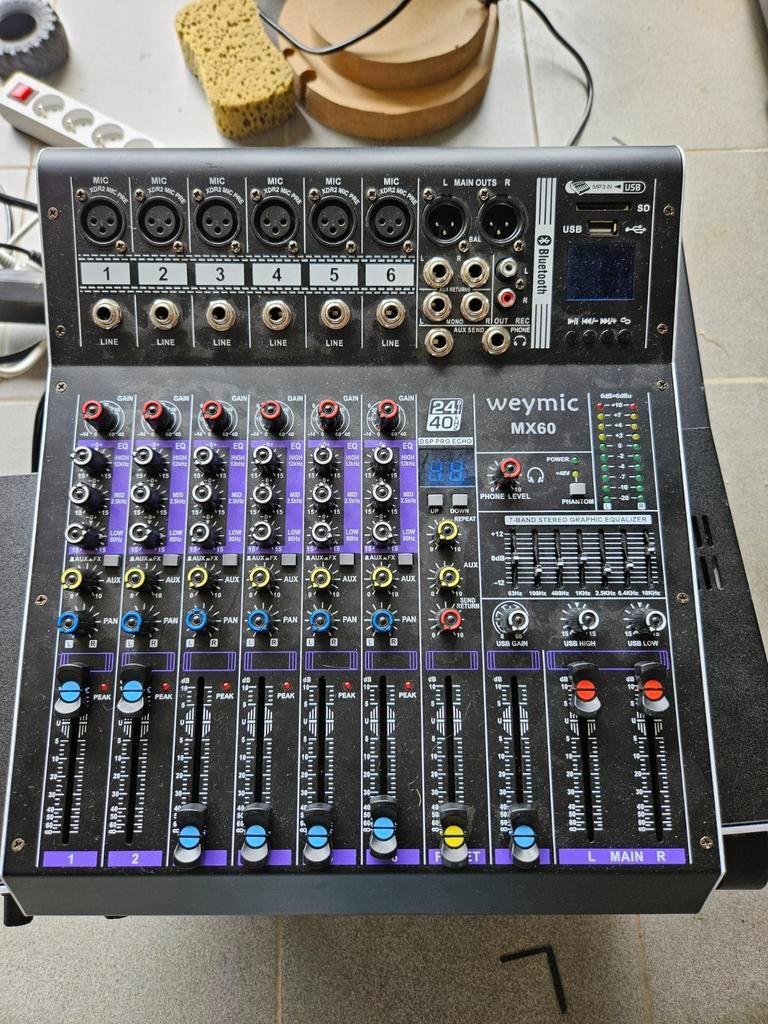 Mixer met 6 kanalen en bluetooth, Ophalen, Nieuw, 5 tot 10 kanalen, Microfooningang