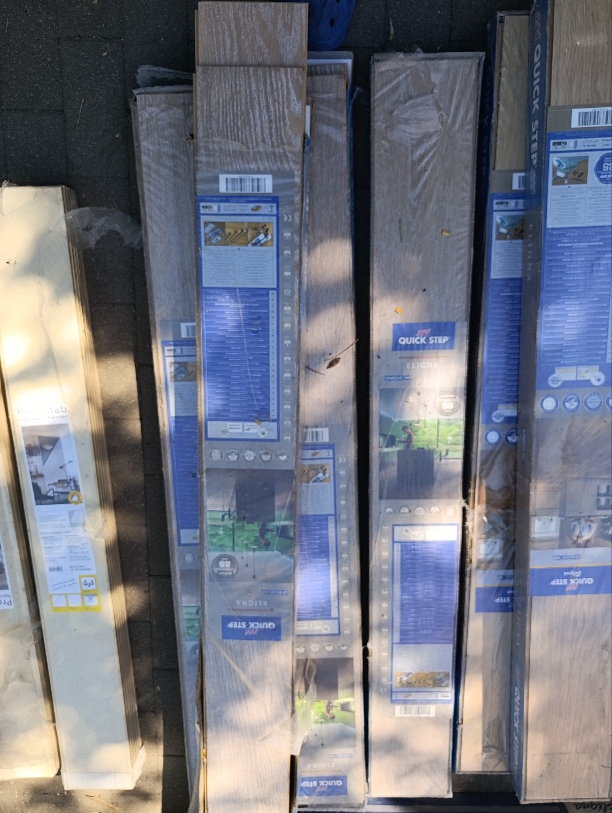 Lot de 4 paquets de parquet stratifié Quick-Step Eligna new, Enlèvement ou Envoi, Parquet