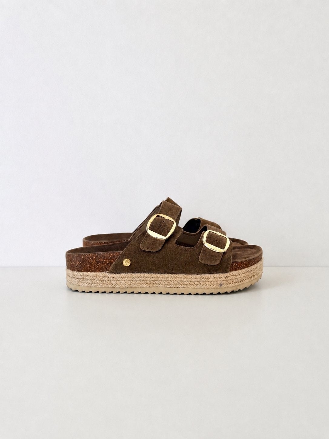 Mules à plateforme en daim doré kaki Xti, Autres couleurs, Comme neuf, Enlèvement, Sandales de bain