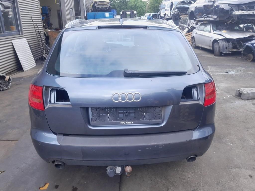 ATTACHE REMORQUE Audi A6 (C6) (01-2004/03-2011), Utilisé, Audi