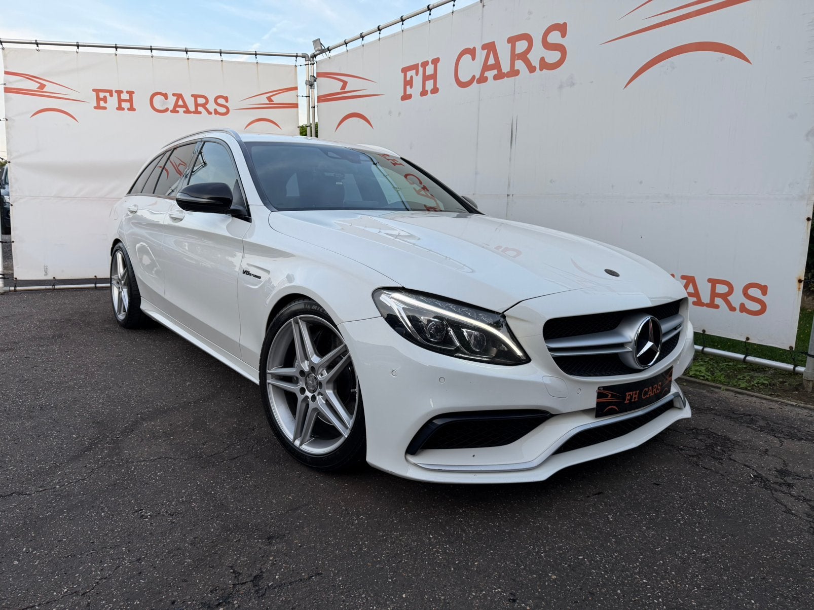 MERCEDES-BENZ C63 AMG V8 BI TURBO *AMG PERFORMANCE SEATS*, Automaat, Achterwielaandrijving, Wit, Leder