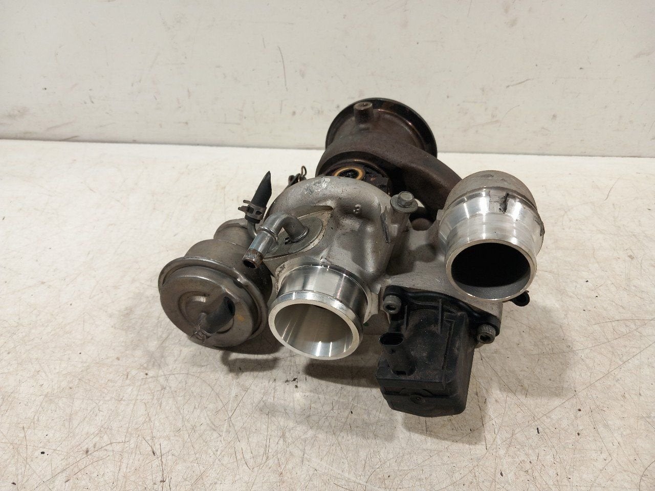 Turbo Opel Astra, Onderdelen@venauto.nl, Van der Ven Autorecycling B.V., Gebruikt, Ettenseweg 76, 4706 PB Roosendaal, The Netherlands