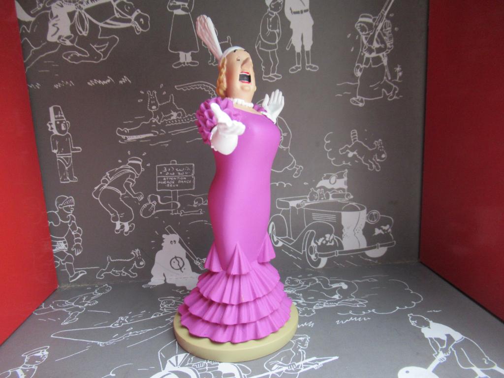 Figurine Tintin en résine : Castafiore en concert, Collections, Enlèvement, Tintin, Comme neuf, Statue ou Figurine