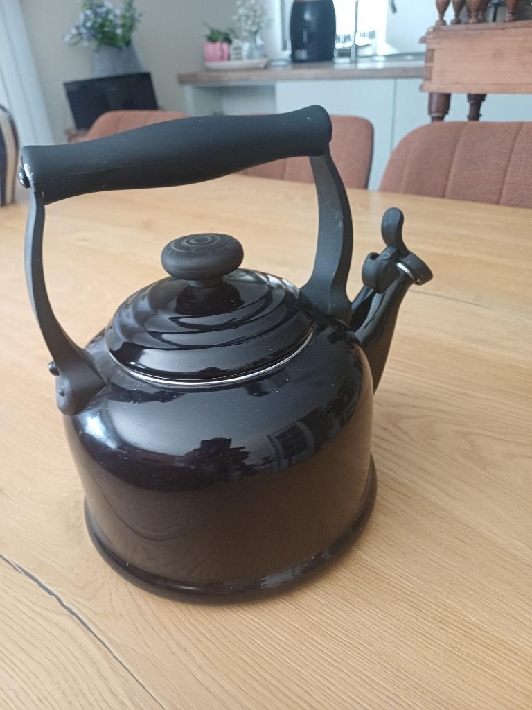 fluitketel Le Creuset, Huis en Inrichting, Ophalen, Zo goed als nieuw, Le Creuset