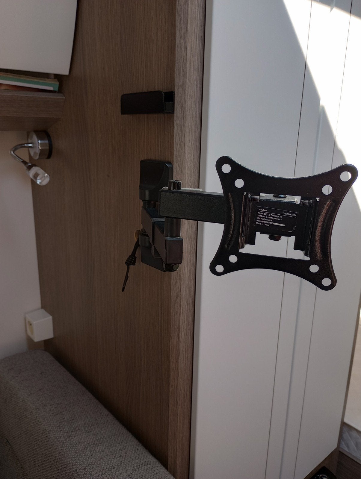 Te koop hobby 390 on tour sf, Caravans en Kamperen, Caravans, Particulier, Treinzit, Fietsenrek, Koelkast, Luifel, Ophalen