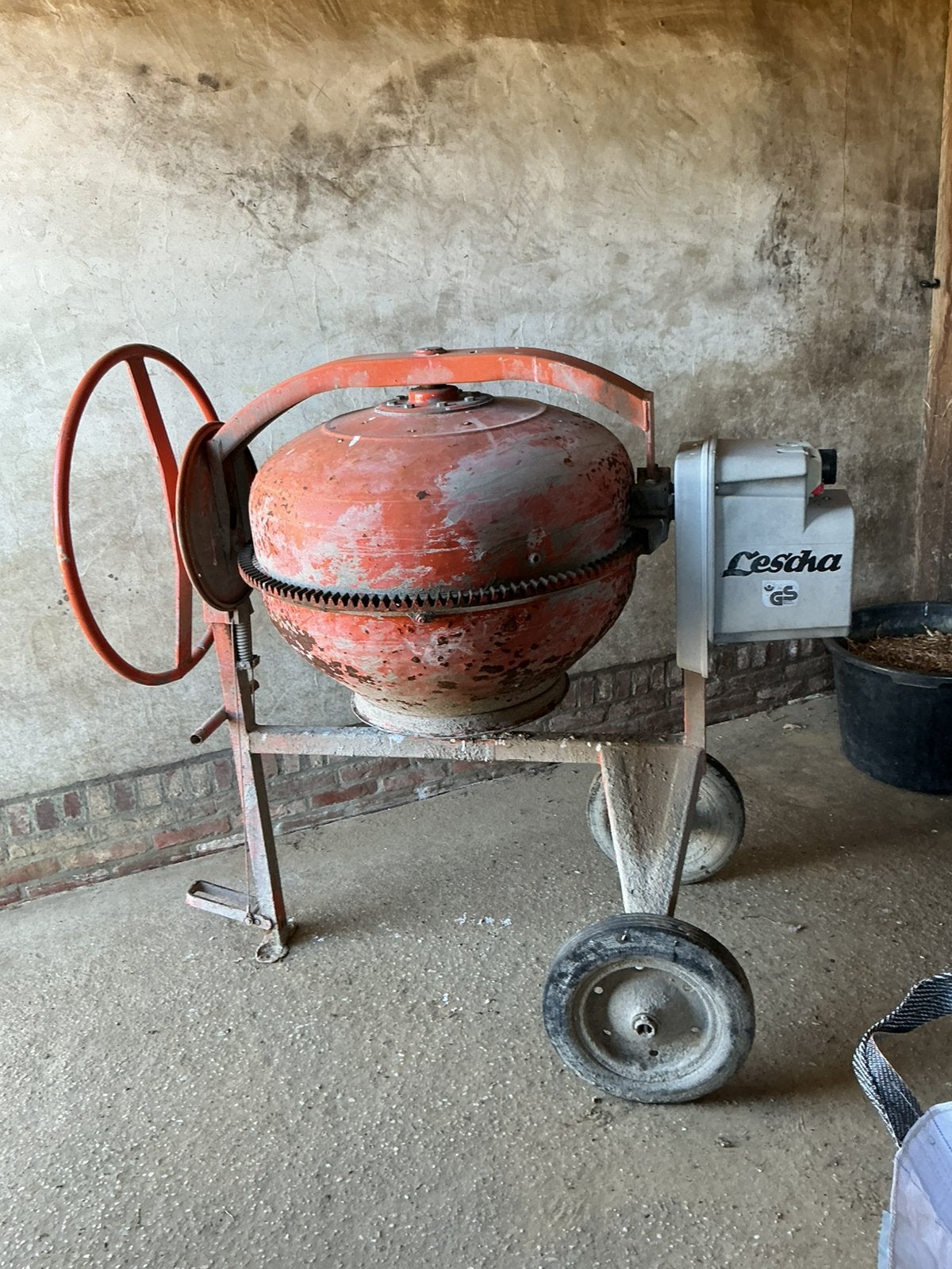 Lescha betonmolen, Doe-het-zelf en Bouw, Ophalen, Gebruikt