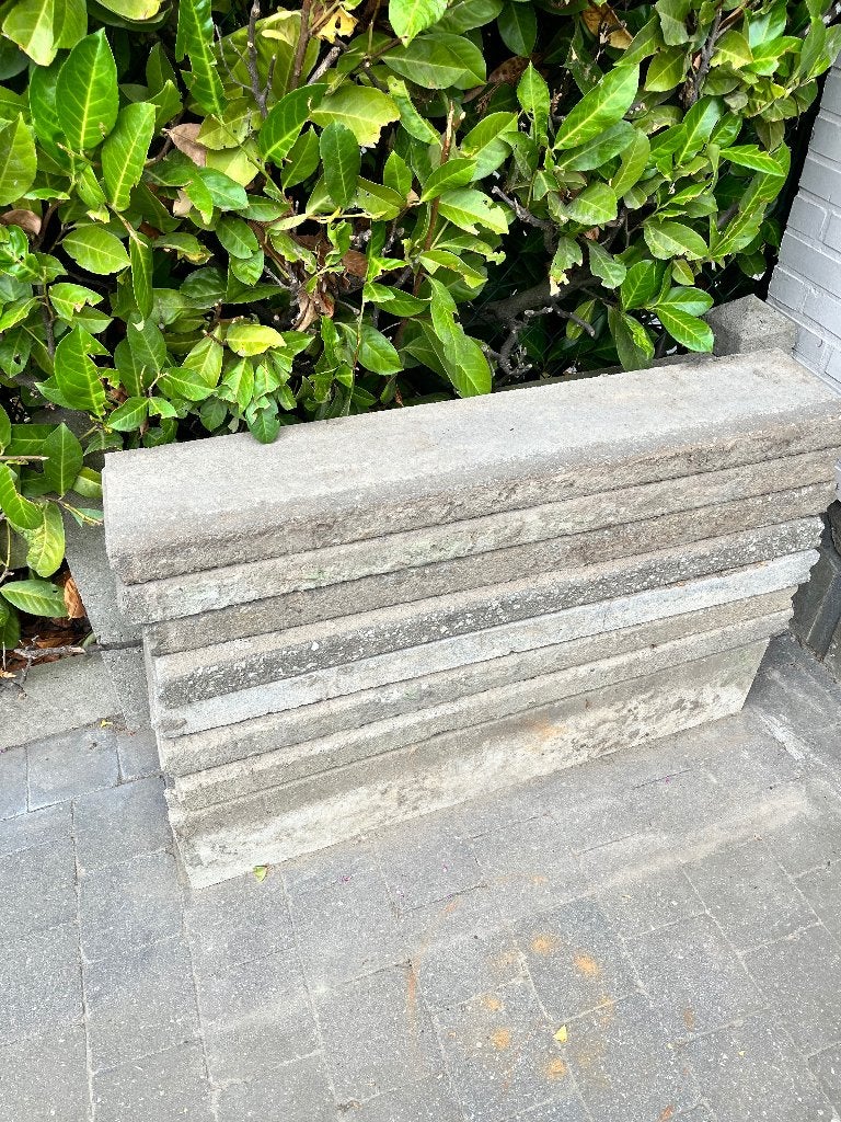 Betonnen boordsteen, Ophalen, Gebruikt, 100 tot 200 cm, Border