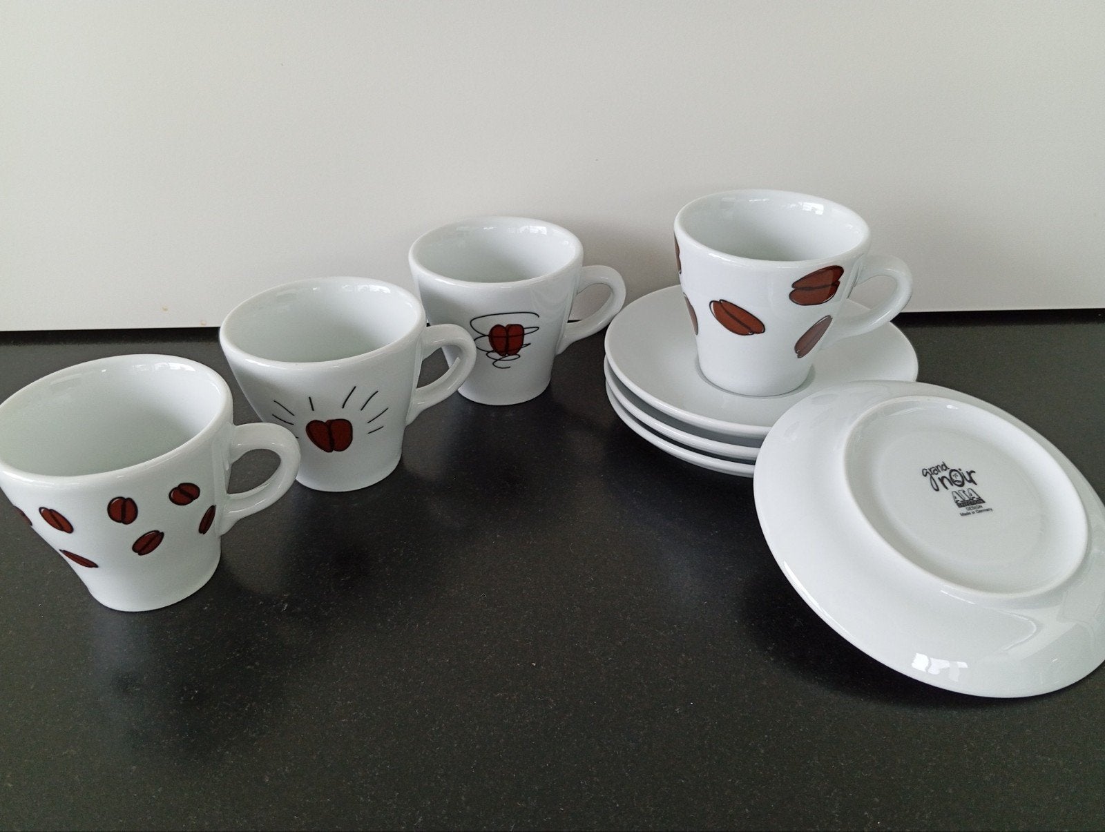 4 lungo koffiekopjes met schotel merk ASA, Verzenden