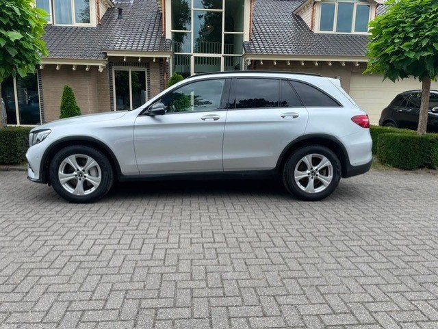Mercedes-Benz GLC 220 d 4MATIC AMG LINE PANO NAVI CAMERA LED, Cuir, Argent ou Gris, Achat, Entreprise