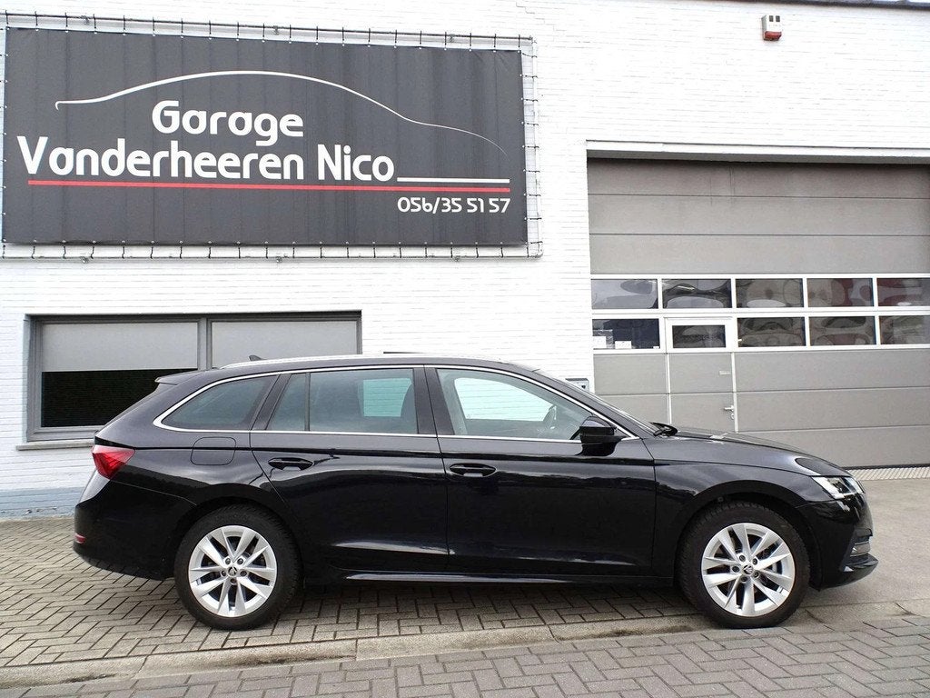 Skoda Octavia 1.4TSi PHEV (150kW) PANODAK,CARPLAY,CAMERA,ADA, Auto's, Skoda, Automaat, Adaptive Cruise Control, Gebruikt, 4 cilinders