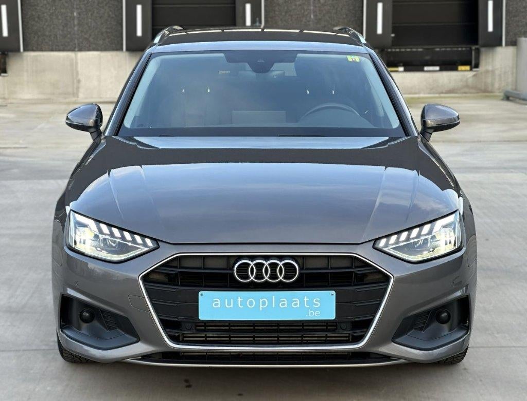Audi A4 2022 Phare à matrice hybride pour 35TFSI 68450km, Cuir, Achat, Entreprise, Feux de virage
