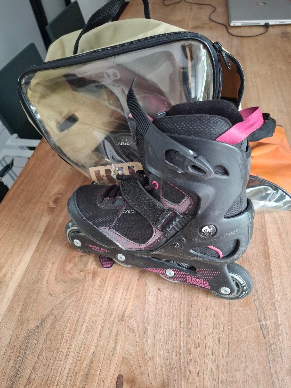 Oxelo Active Fit 3 skeelers maat 41 - meet opbergtas - goede, Sport en Fitness, Skeelers, Ophalen