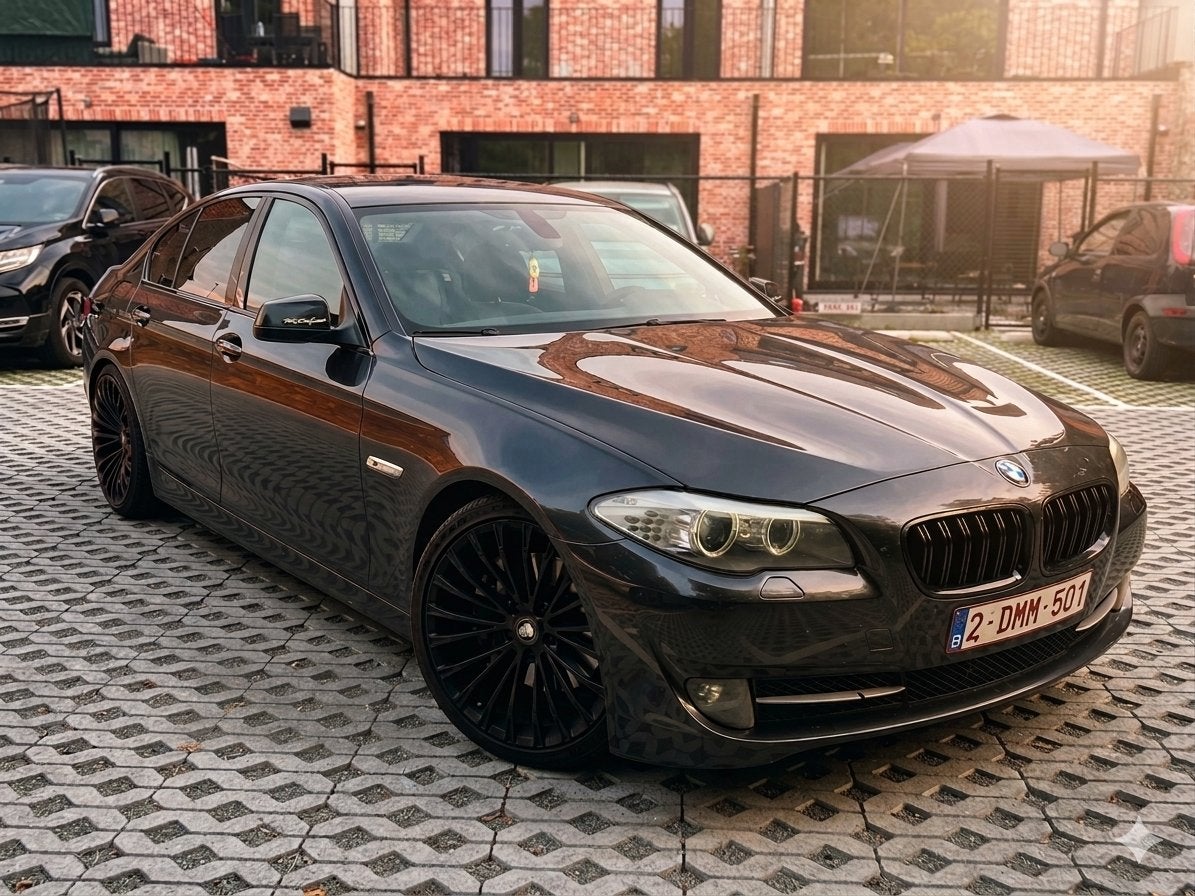 BMW 525d F10 Avec inspection ! ! ! !, Autos, BMW, Cuir, Euro 5, 4 portes, Noir