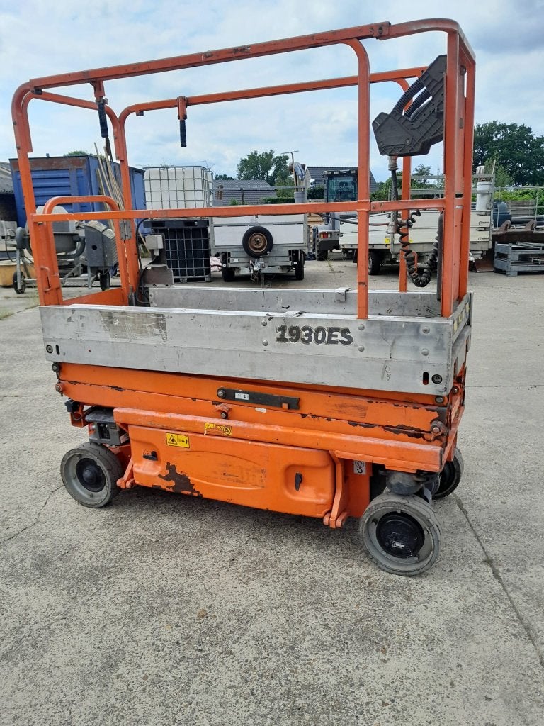 Hoogtewerker  schaarlift jlg, Ophalen