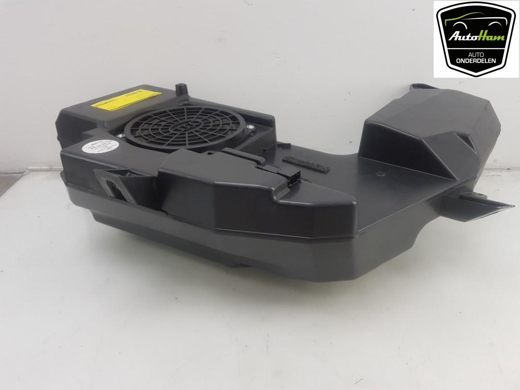 SUBWOOFER Audi A4 Avant (B6) (01-2001/01-2005), Autos : Pièces & Accessoires, Autres pièces automobiles, Audi, Utilisé