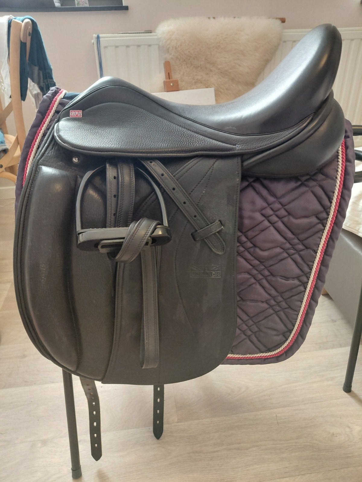17,5 inch dressuur zadel gfs monarch cob, Dieren en Toebehoren, Ophalen, L (17.5 inch), Dressuur, Overige merken