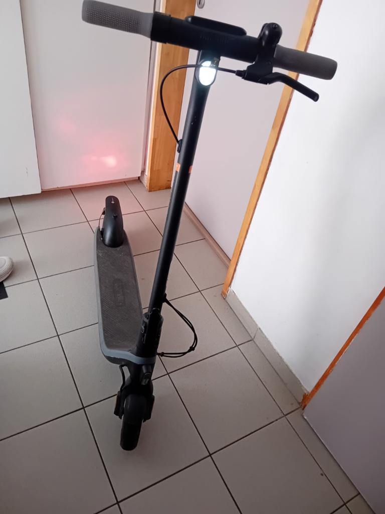 Goeie elektrische step ninebot e2 met 1jaar garantie, Enlèvement